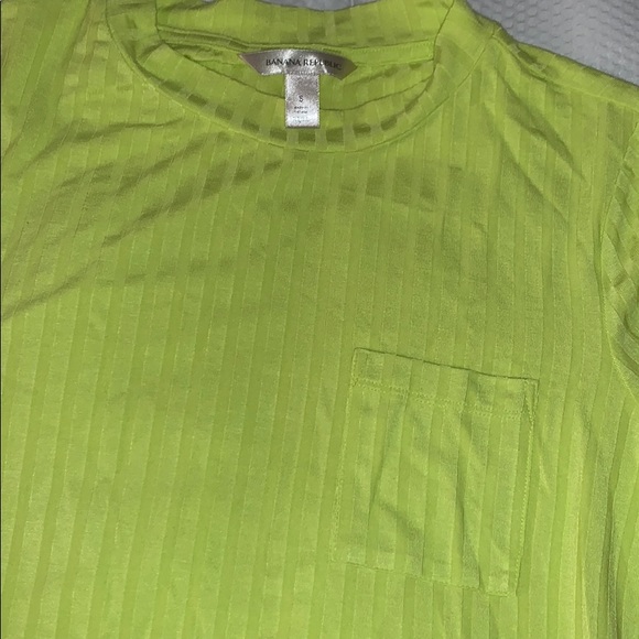 Neon green tee - Picture 2 of 3